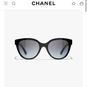 Chanel black sunglasses 5414-A c.501/S4 like new with box
